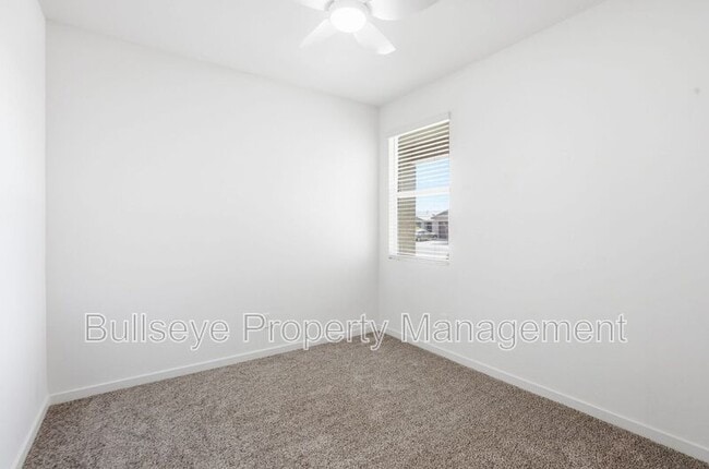 Building Photo - 3136 Hayden Rose Ave