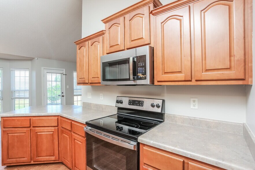 Building Photo - 1812 Cherry Creek Dr