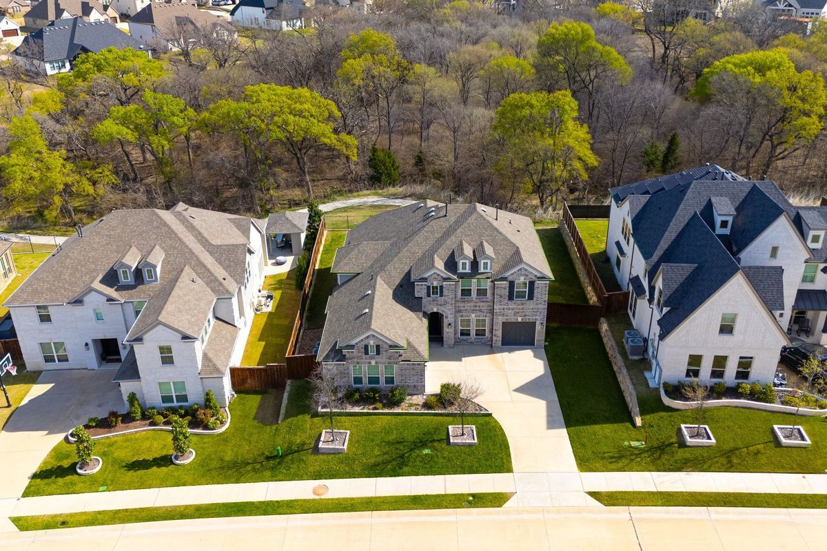 Building Photo - 4602 Lorion Dr