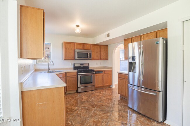 Building Photo - 1497 Dunlin Pl