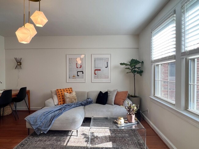 Building Photo - 6718 3rd St NW