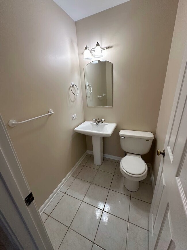 Building Photo - 1301 Haverhill Cir