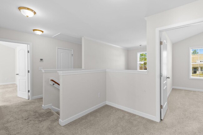 Building Photo - 4095 Irwin Dr