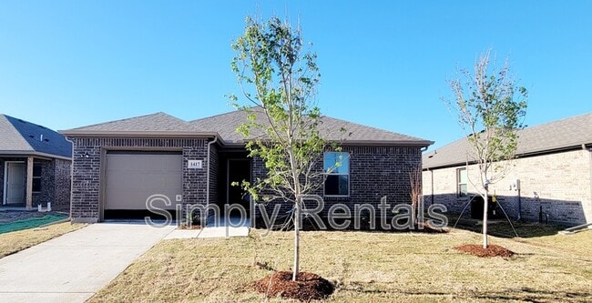 Building Photo - Brindle Dr. 1417