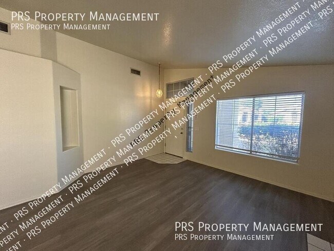 Building Photo - 51 N Del Pueblo Pl