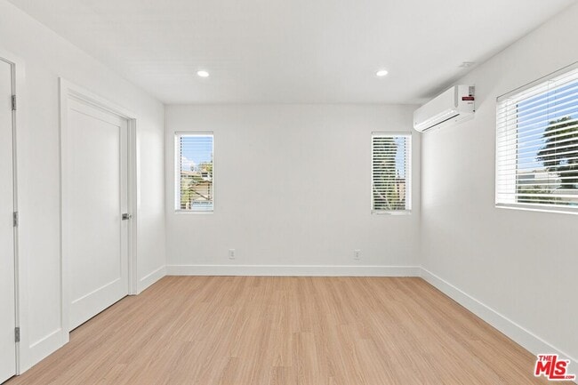 Building Photo - 20210 W Gault St