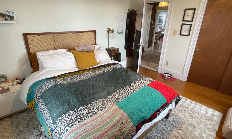 Building Photo - 81 Clarendon Ave