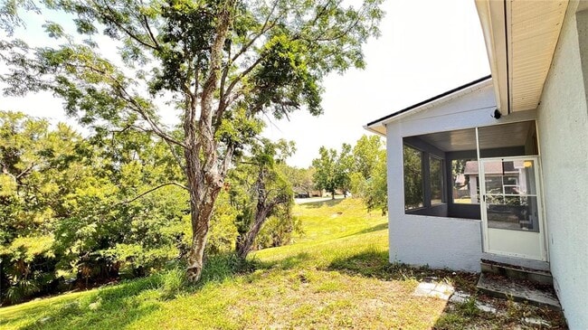 Building Photo - 949 Dekleva Dr