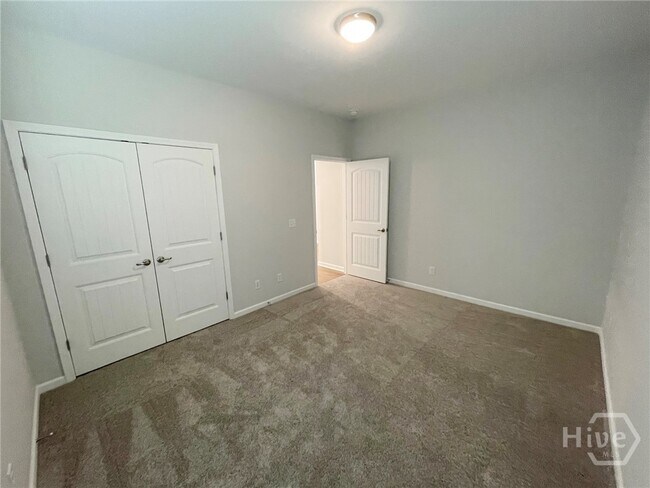 Building Photo - 750 Sessile Oak Dr