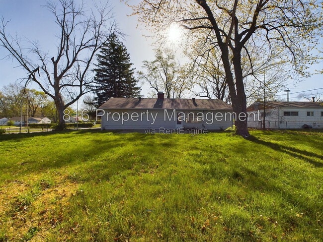 Building Photo - 10800 Blue Ridge Blvd