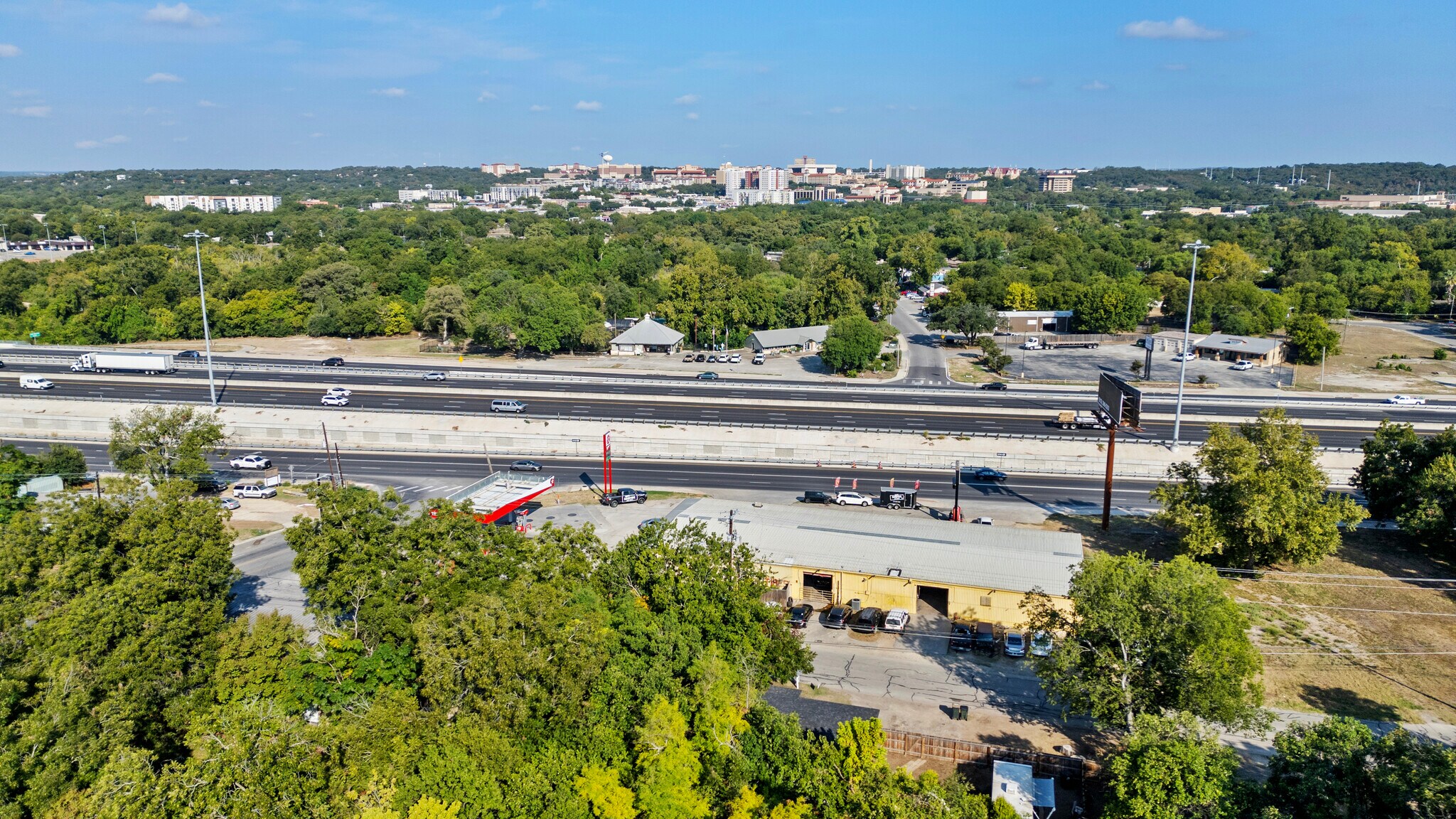 Building Photo - 112 Linda Dr