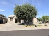 Building Photo - 7706 S 24th Dr