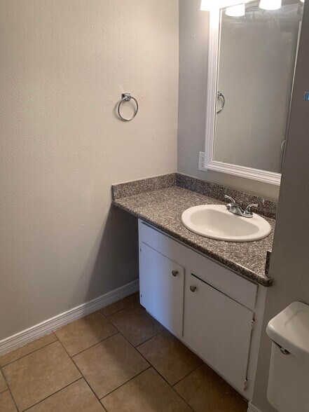 Primary Photo - Patriot Pointe (FKA Beacon Pointe)