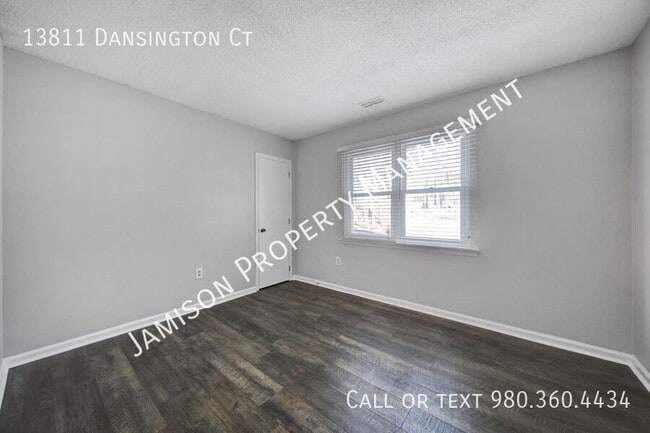 Building Photo - 13811 Dansington Ct