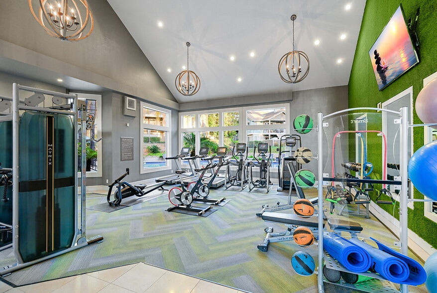 Building Photo - Montanosa