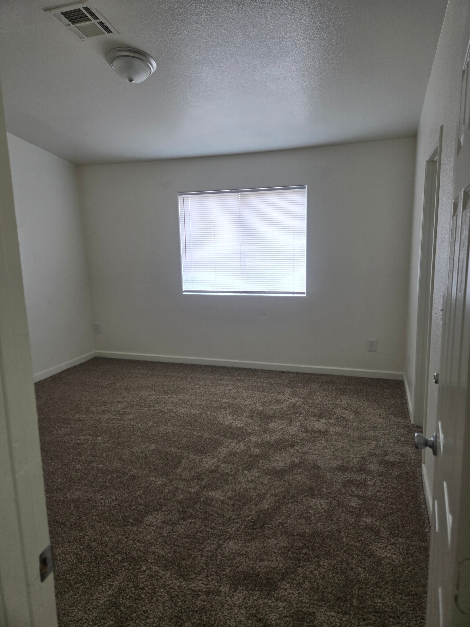 Building Photo - 1280 Blankenship Ave