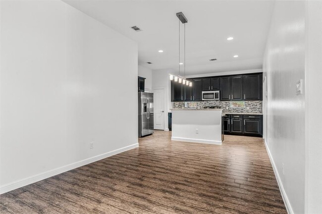 Building Photo - 11226 Glenforest Dr