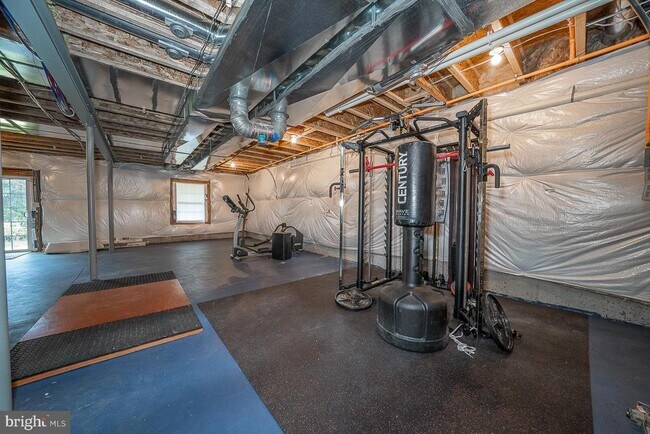 Building Photo - 3701 Parris Blvd
