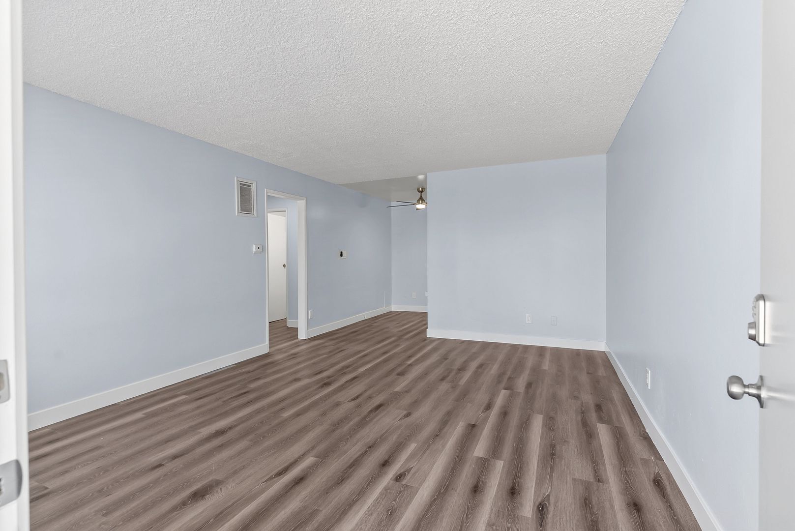 Building Photo - 1804 W 78th St