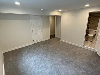 Building Photo - 6033 Nelson St