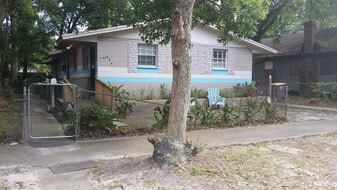 Building Photo - 1424 Steele St