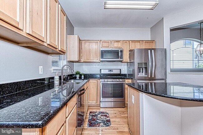 Building Photo - 13416 Burrough Farm Dr