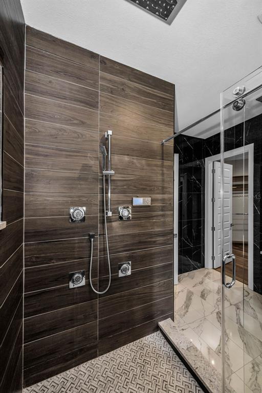 Building Photo - 1015 Bellamare Trail