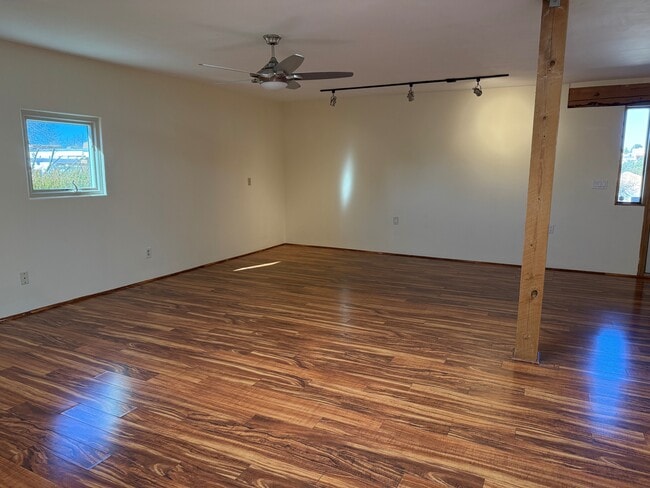 Building Photo - 4210 Ravine Rd