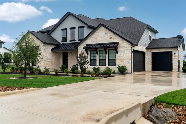 Building Photo - 209 Northcrest Dr