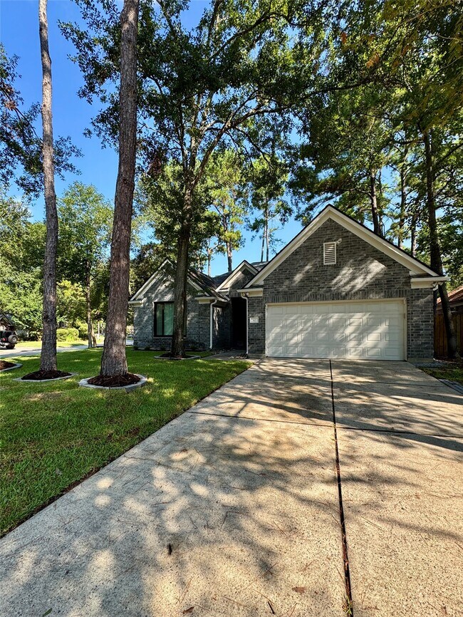 Building Photo - 42 Tranquil Glade Pl