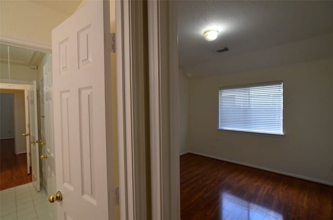 Building Photo - 1210 Ivory Meadow Ln