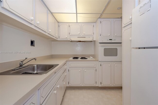 Building Photo - 1200 West Ave