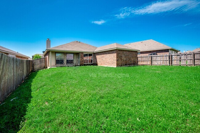 Building Photo - 4216 Summersweet Ln