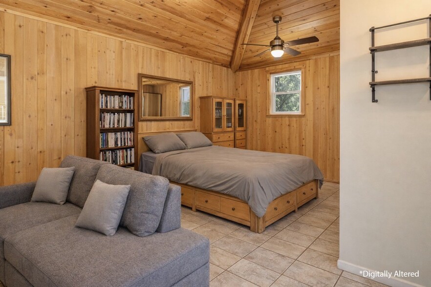 Building Photo - 4593 Hollister Ave