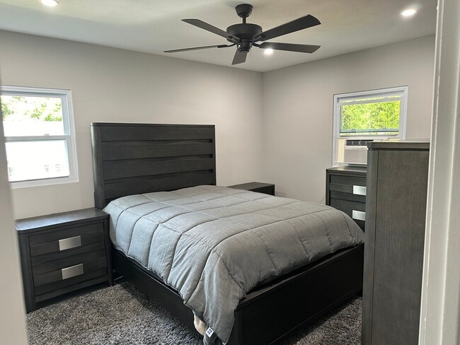 Building Photo - 236 Long Island Ave