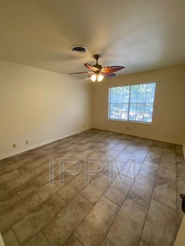 Building Photo - 1710 Palm Valley Dr W