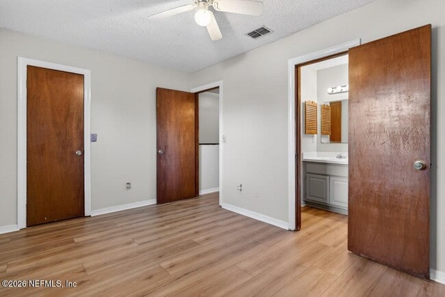 Building Photo - 4482 Melissa Ct W