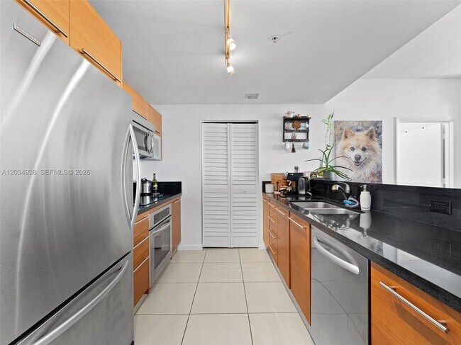 Building Photo - 244 Biscayne Blvd