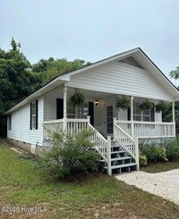 Building Photo - 575 N Bennett St