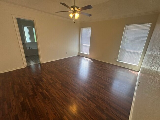 Building Photo - 6509 Tempest Dr