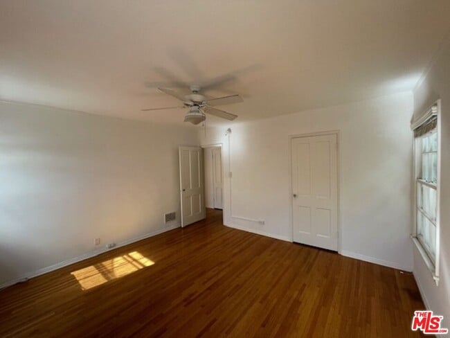 Building Photo - 1206 Beverly Green Dr