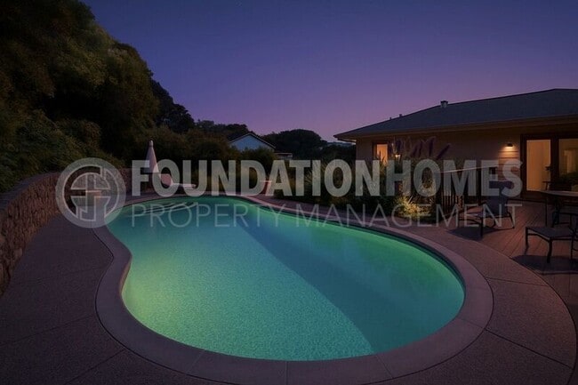 Building Photo - 107 Bretano Way