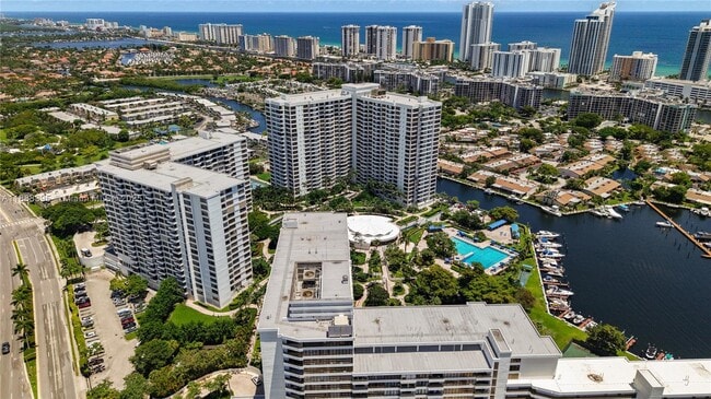 Building Photo - 500 Three Islands Boulevard
