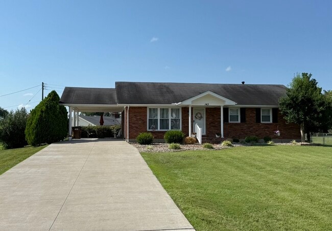 Building Photo - 143 Hamilton Acres