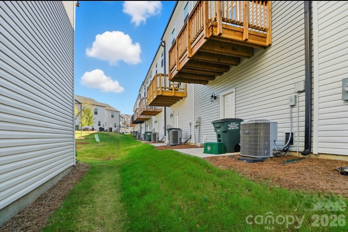 Building Photo - 12009 Chesapeake Mallard Dr