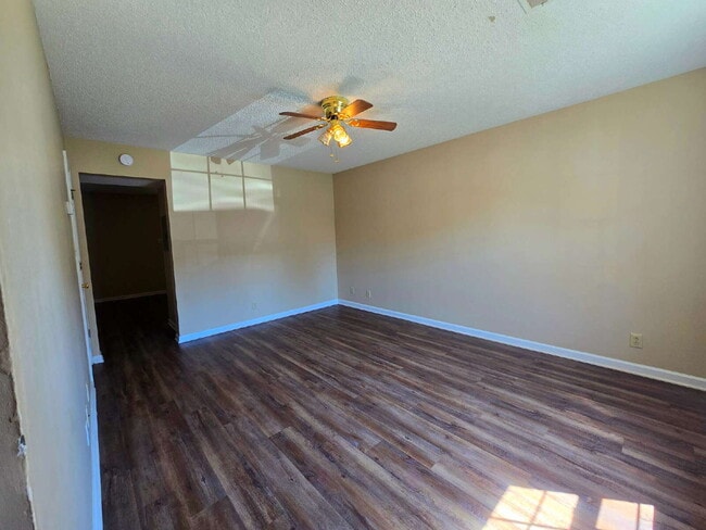 Building Photo - 113 Hickory Trace Rd