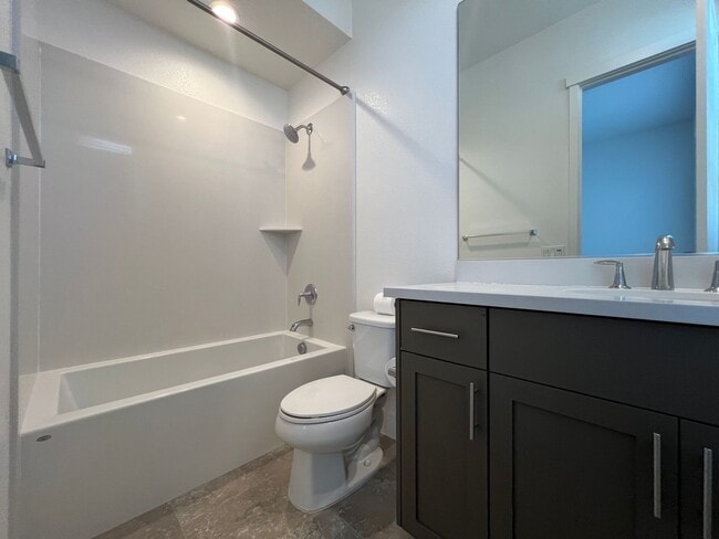 Building Photo - Downtown SJ SMART tri-level condo availabl...