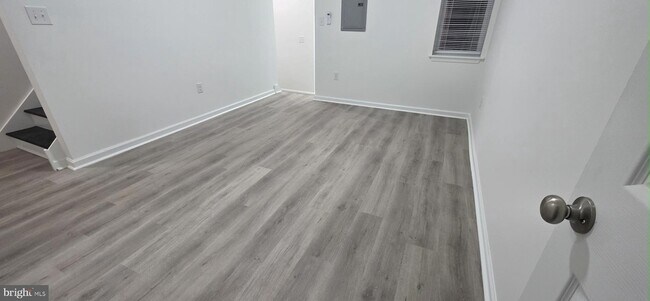 Building Photo - 2233 N 16th St