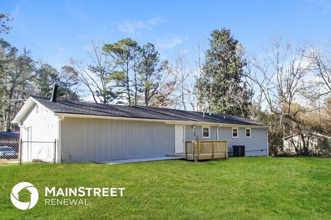 Building Photo - 3791 S Ridge Dr