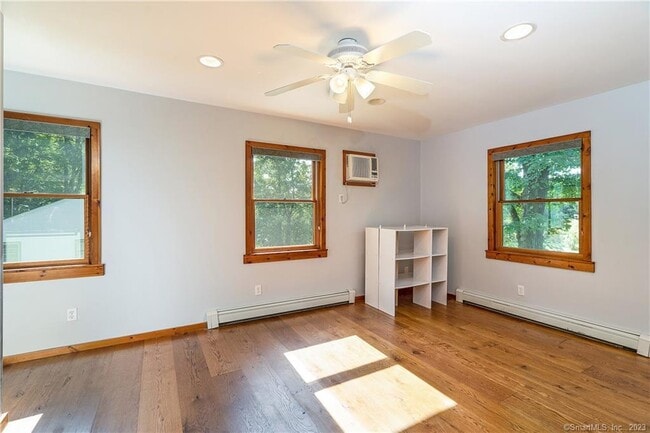 Building Photo - 222 CT-37